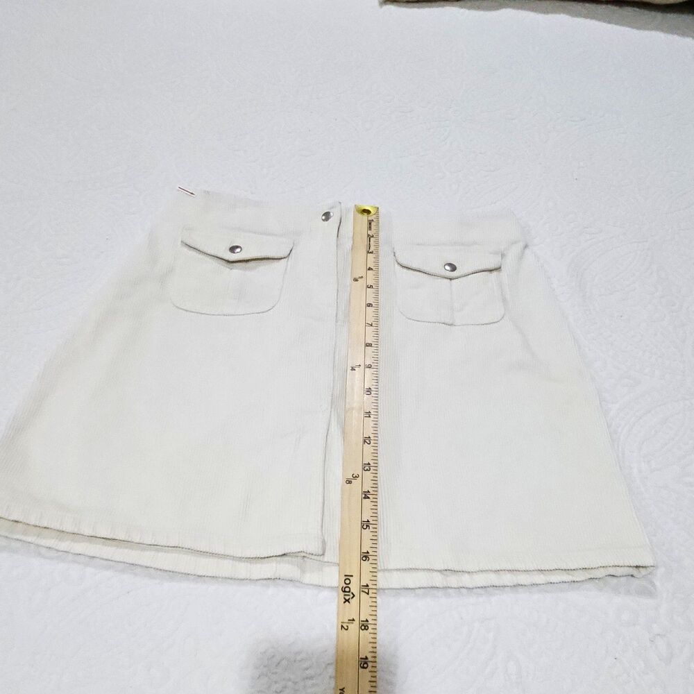 now by Stefanel Ivory Corduroy Mini Skirt IT 40 Pockets Zip Button